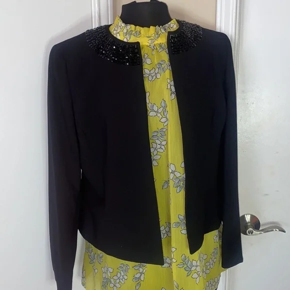 Jasper like new embellished neck formal jacket size 14p - Picture 3 of 3